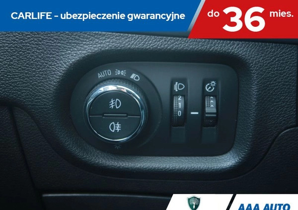 Opel Astra cena 48000 przebieg: 161274, rok produkcji 2017 z Białogard małe 211